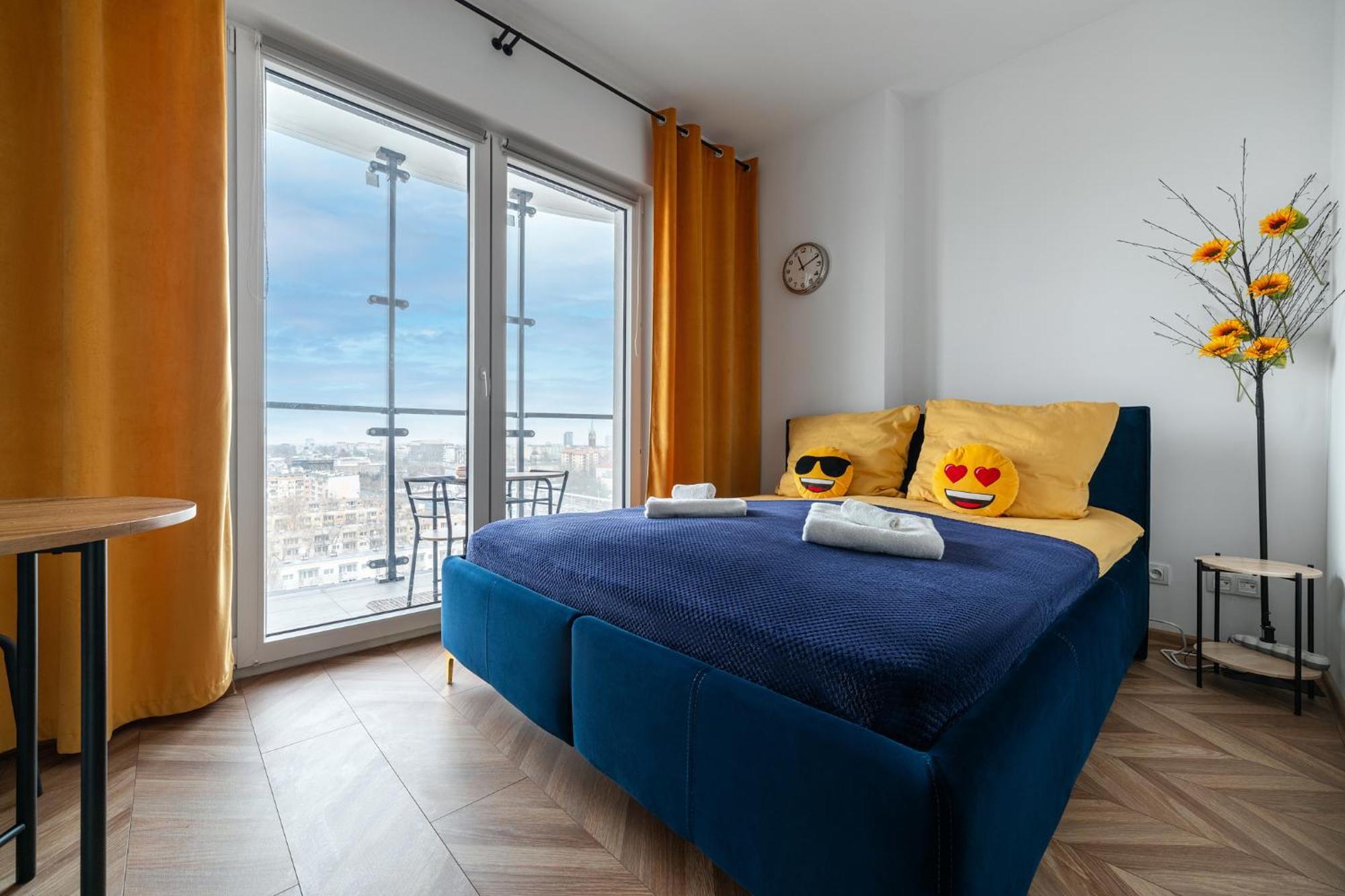 Apartamenty Wola Tower Varşova Dış mekan fotoğraf