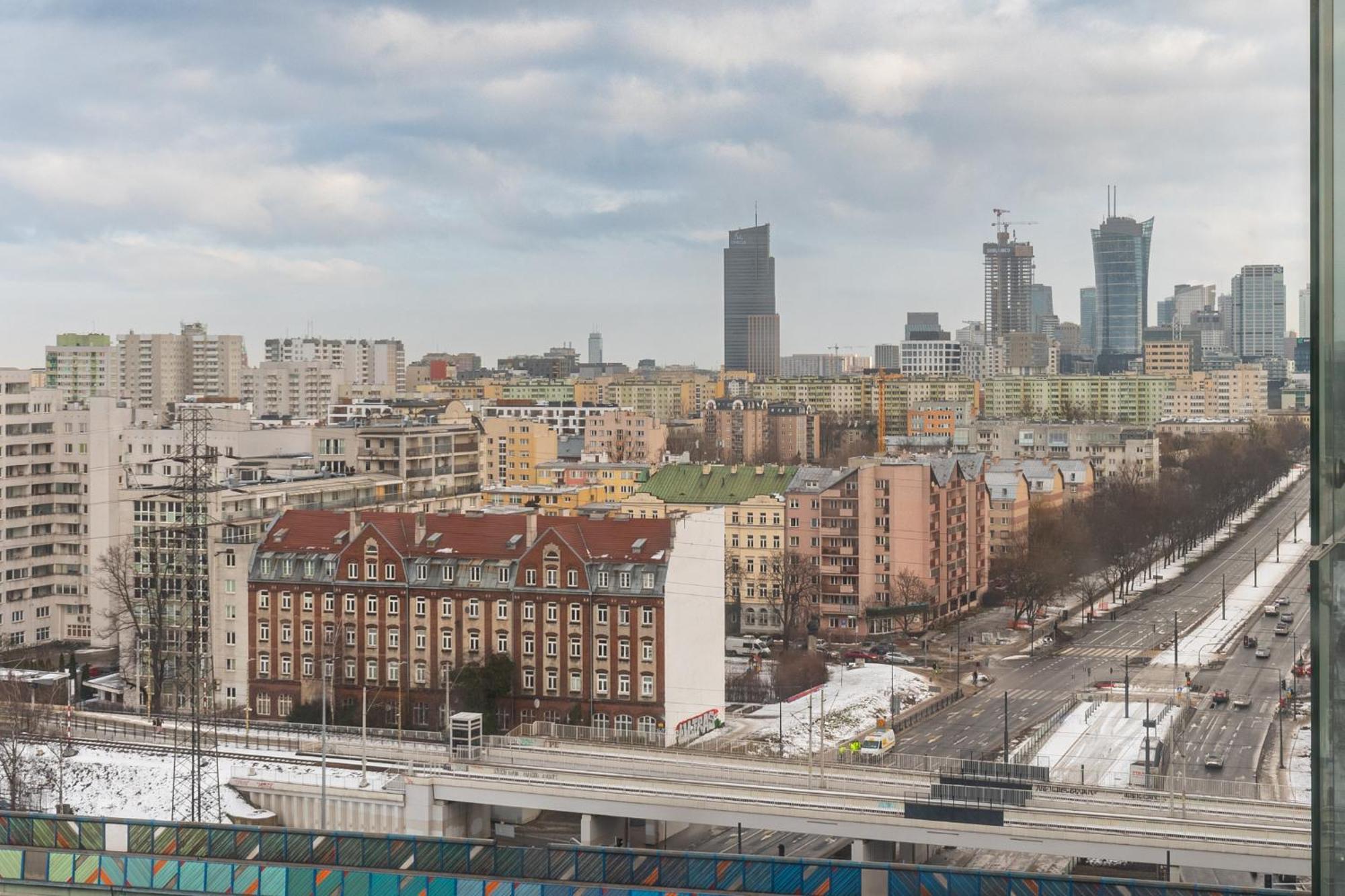 Apartamenty Wola Tower Varşova Dış mekan fotoğraf