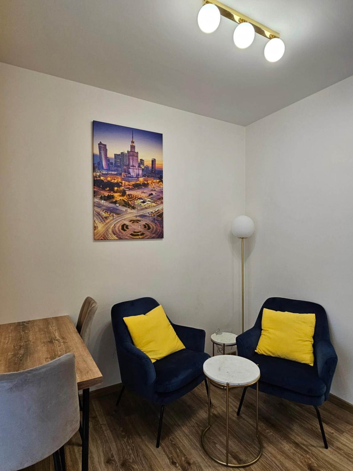 Apartamenty Wola Tower Varşova Dış mekan fotoğraf